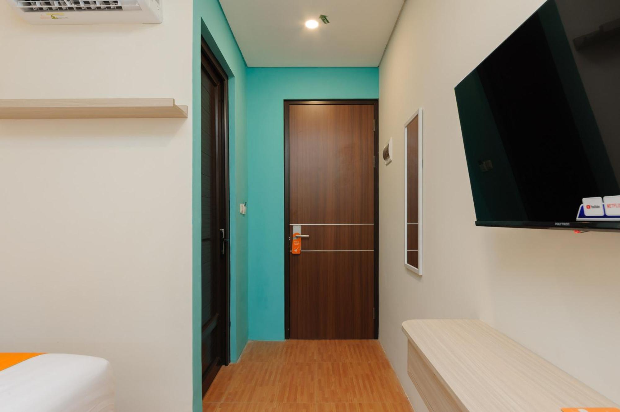 Sans Hotel Tajur Bogor Bantarkamang Exterior foto